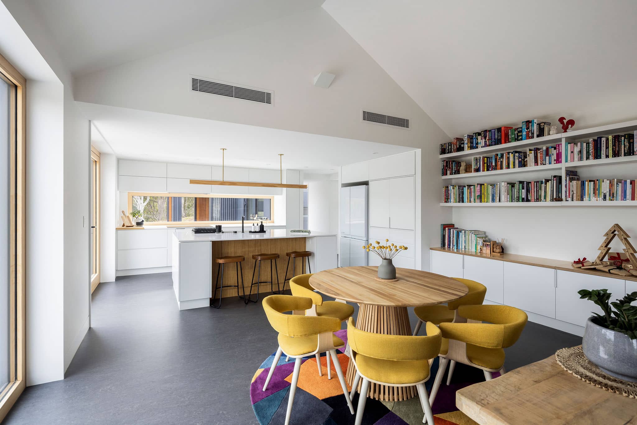 Fullscreen Gallery Image