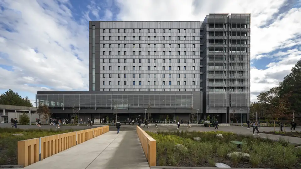 Čeqʷəŋ&iacute;n ʔ&eacute;ʔləŋ (Cheko&rsquo;nien House) at the University of Victoria is a Passive House student residence that played host to 2024&rsquo;s Passive House Canada Conference.
