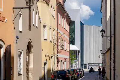 Photography by Frank Bl&uuml;mler. Photos courtesy of WTR