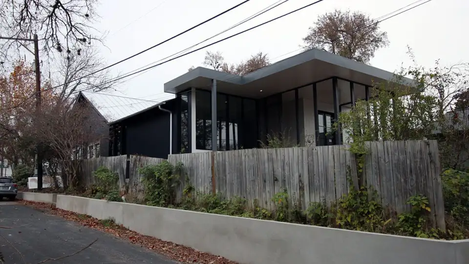 d897d47179d3bcf67c1faadfddb8cfcd23cec7a1 1200x800