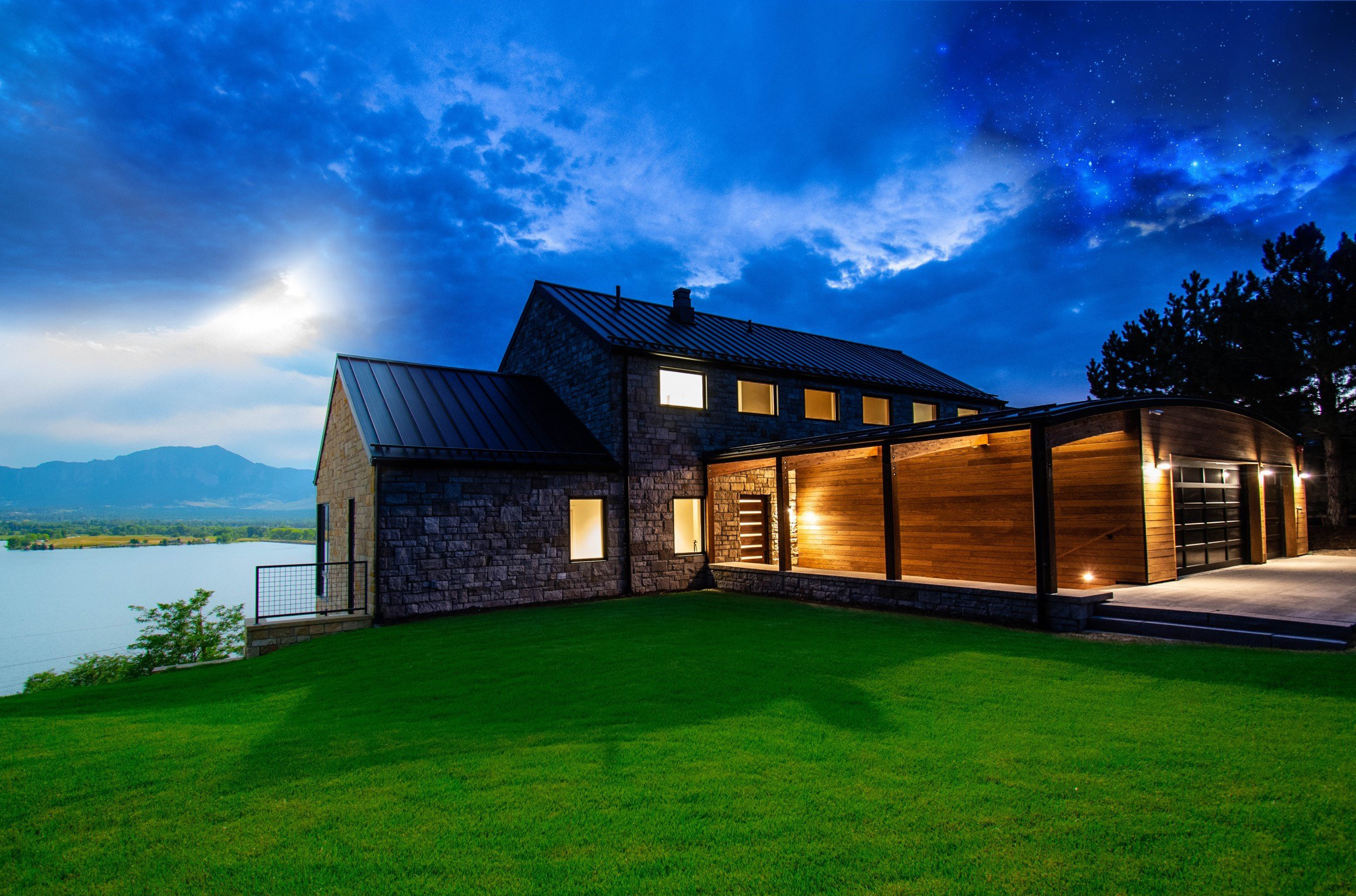 Fullscreen Gallery Image